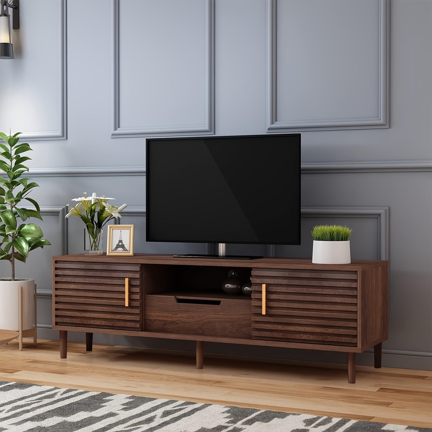 150cm Mid Century TV Stand For 65+ Inch TV, Mid Century Modern TV Media Console, Entertainment Center With Sliding Door, Drawer, Storage Shelves, Boho Television Stand For Living Room, Bedroom, Office, Brown TV Stand, Flute TV